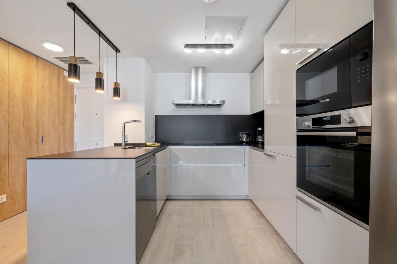 Magical 2br In The Heart Of