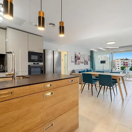 Magical 2Br Condo In The Heart Of Cambrils Exterior photo