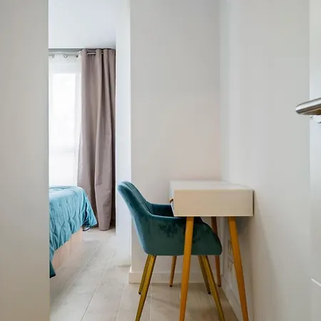 Magical 2Br Condo In The Heart Of Cambrils Exterior photo